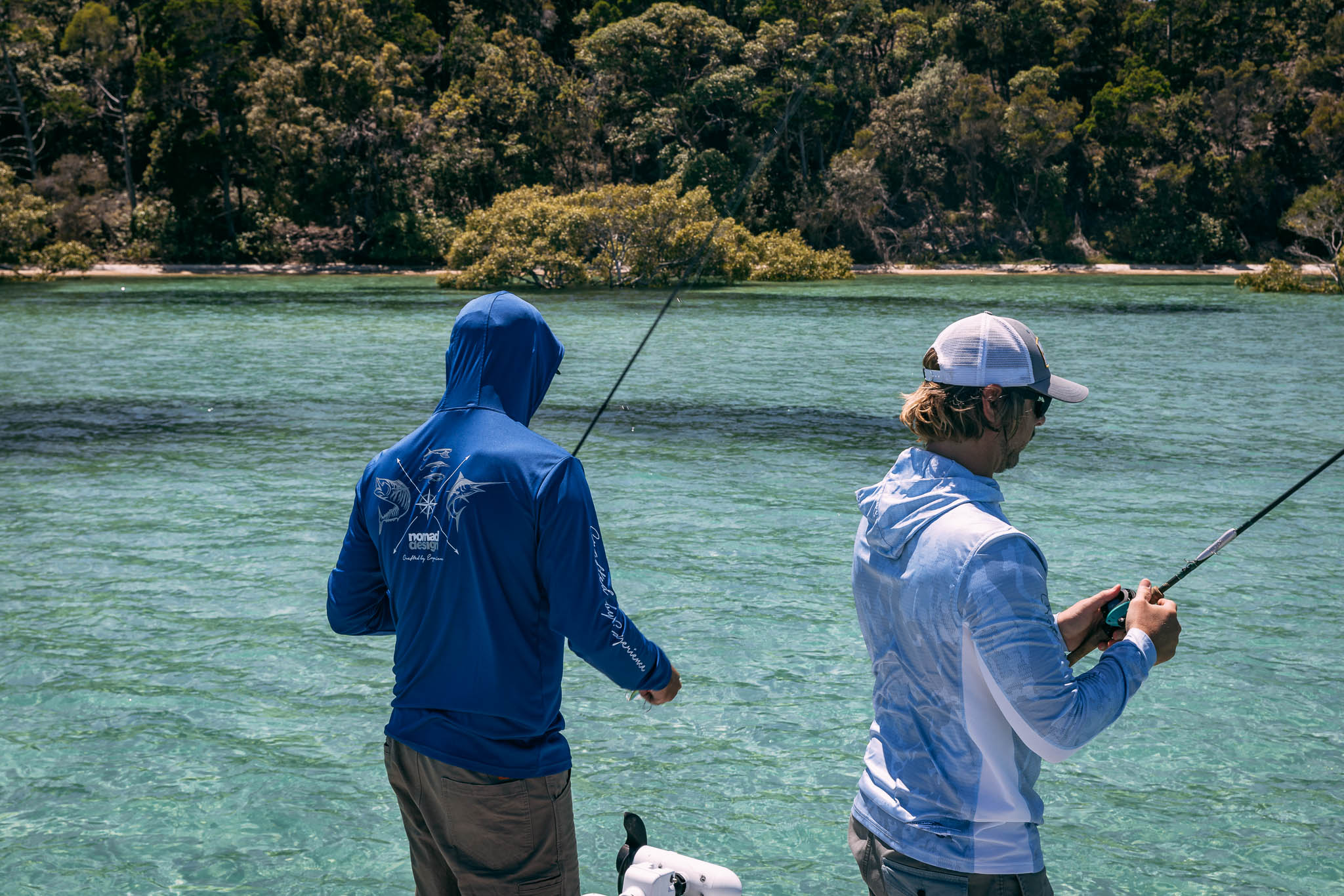 Tech Fishing Shirt Hooded - Wayfarer Marine Blue - Image 4