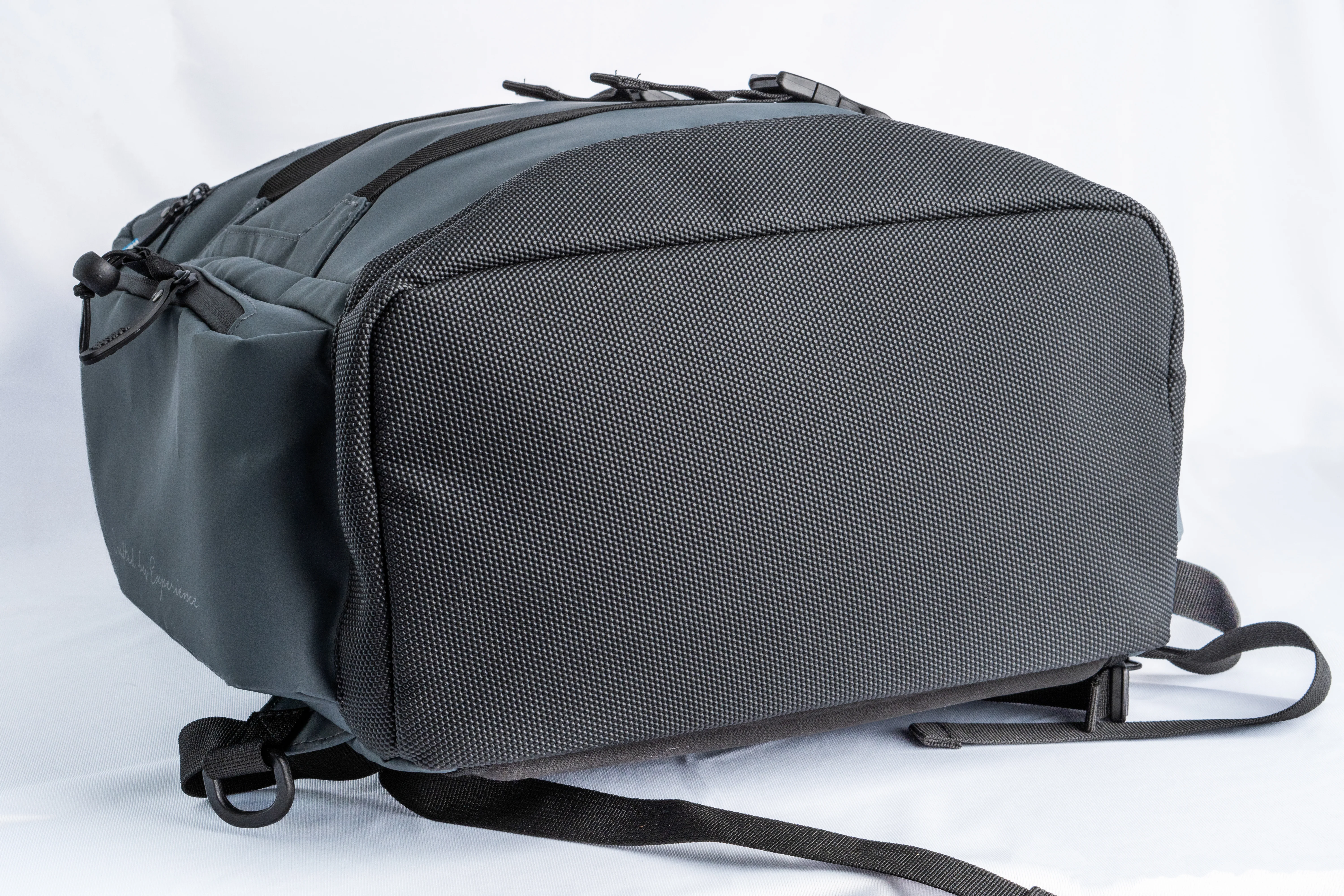 Large Backpack - 33L - Image 10