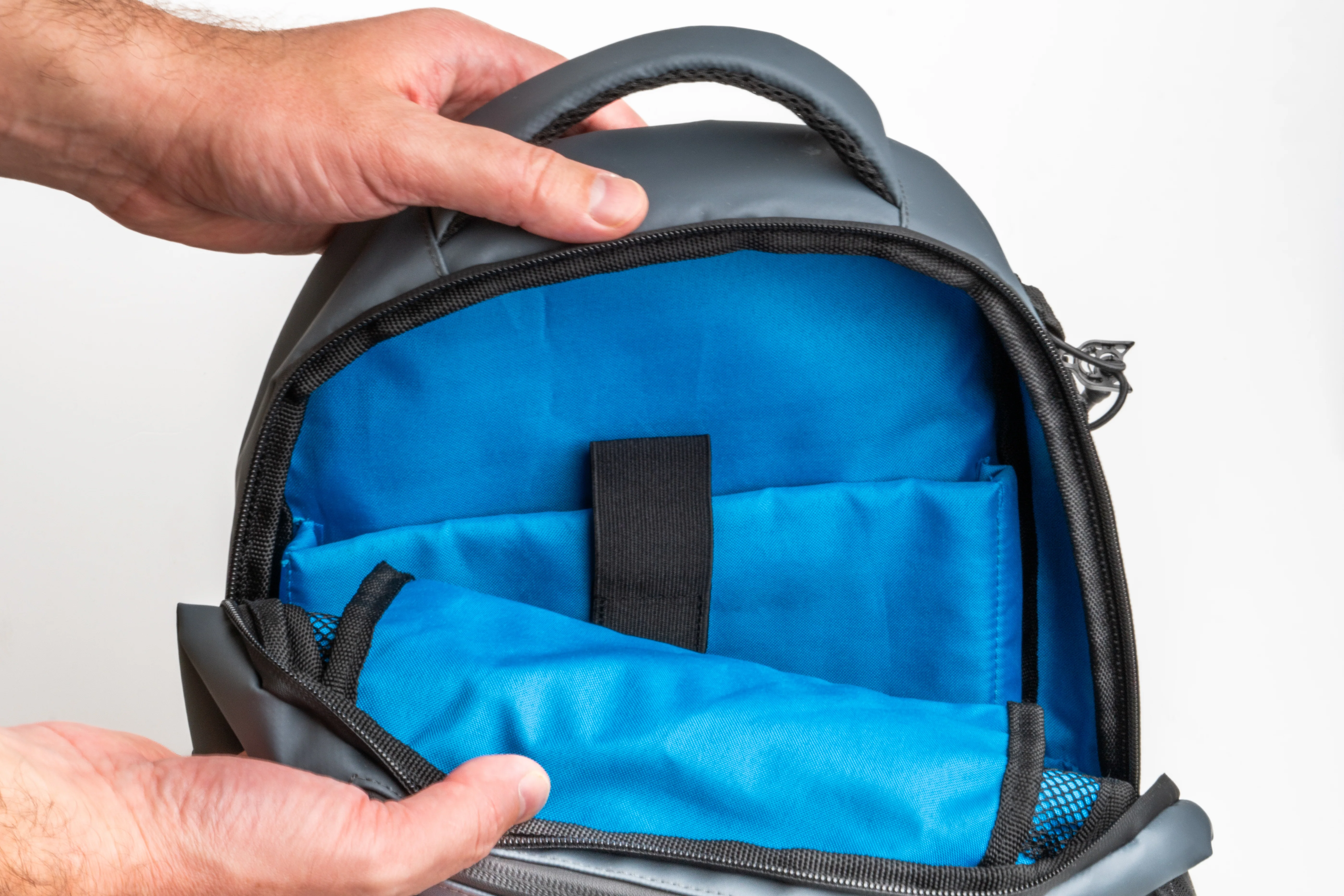 Large Backpack - 33L - Image 9